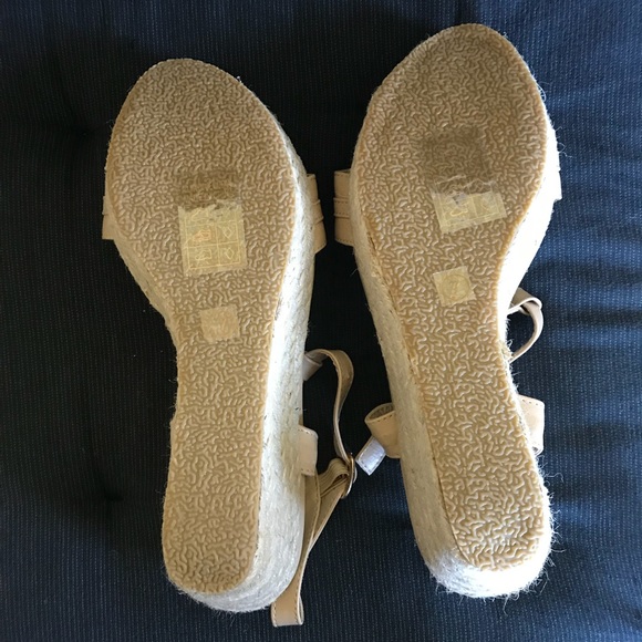 NEW Lady Godiva Beige Chain Jude Espadrille Wedge - Picture 5 of 6